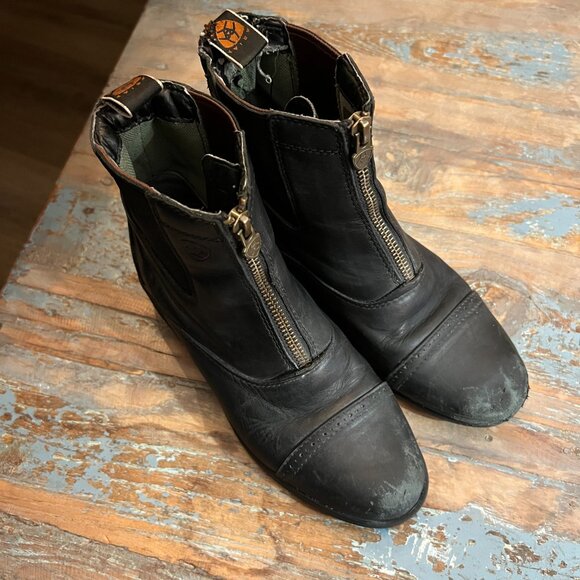 Girls Ariat Riding Boots, SZ 5 - Picture 3 of 8